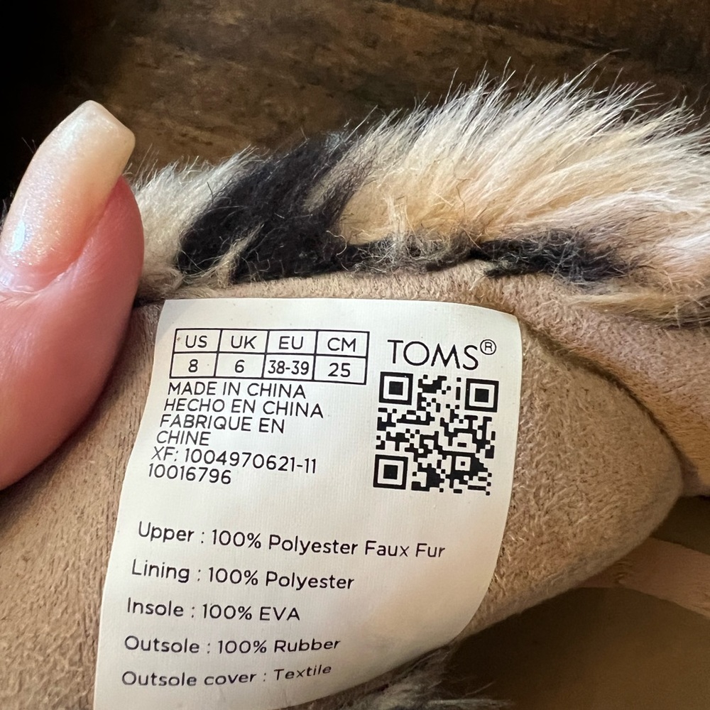 Toms sandals